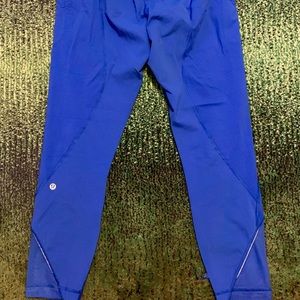Lululemon size 6/8 leggings, lightly worn.